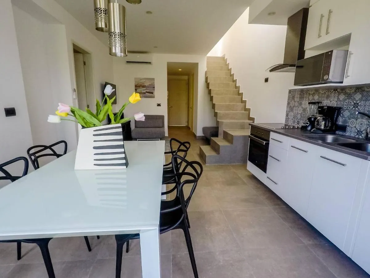 Brand New Two Br Penthouse With A Private Roof Patio! Totally Equipped. Tulum Mexico